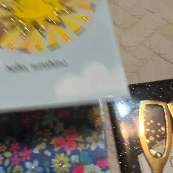 ****Donated***Hallmark greeting cards - Cheers to You, Hello Sunshine and more - Picture 4 of 12